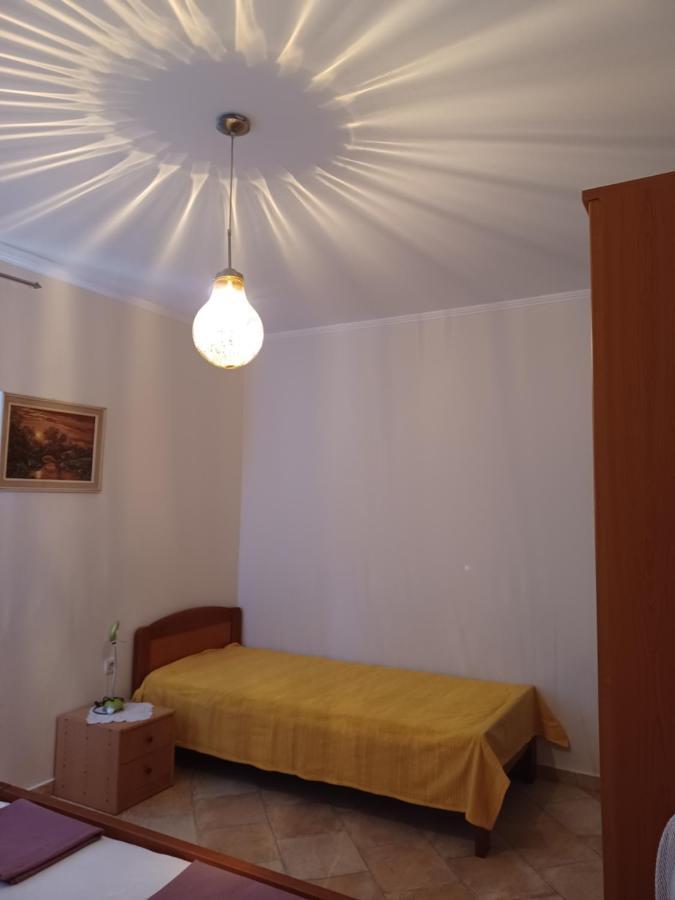 Apartments Ivic راب المظهر الخارجي الصورة
