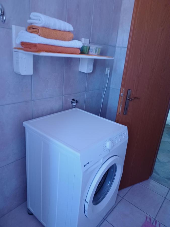 Apartments Ivic راب المظهر الخارجي الصورة